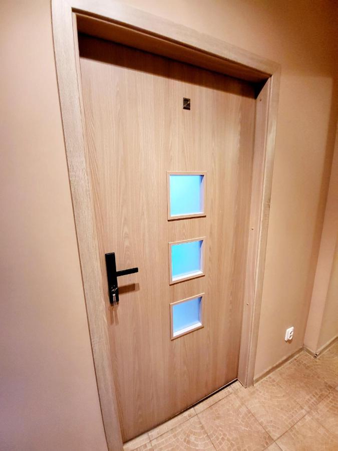 Tanie Spanie Przy Targach Poznanskich - Zameldowanie Bezobslugowe- Privatunterkunft Posen